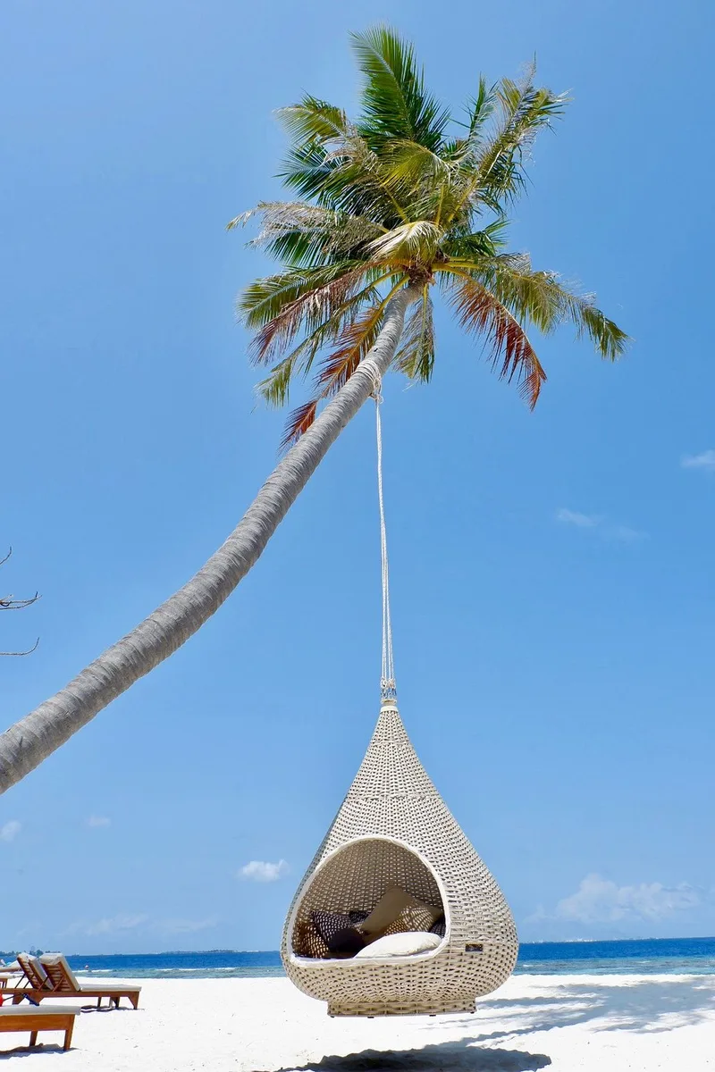 Bandos Maldives: Бассейн и пляж 12