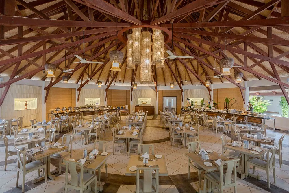 Bandos Maldives: Ресторан 9
